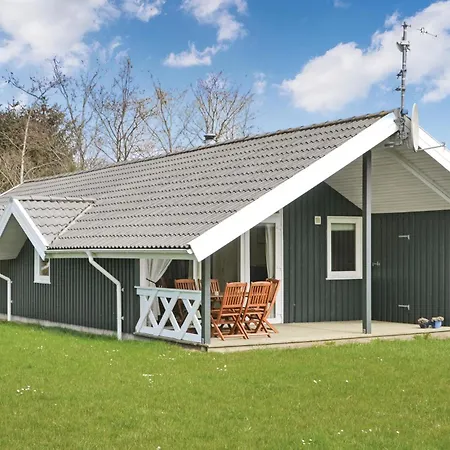 Hébergement de vacances In Hemmet With Wifi Falen